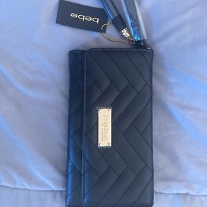 (NEW) Bebe Trifold Wrist Wallet